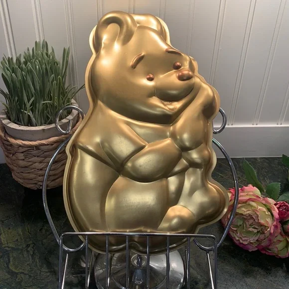 Wilton Winnie the Pooh Cake Pan 🍰🍒